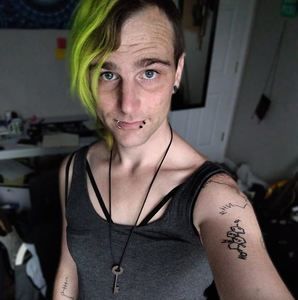 Meet your Posher, Alex